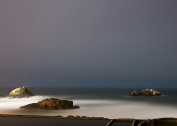 Khotbah Jumat – Allah Al-Khabir