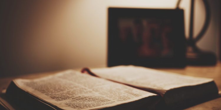 Menanggapi Kritikan Pendeta Esra Alfred Soru