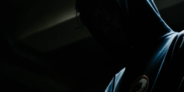 membalas celaan orang lain